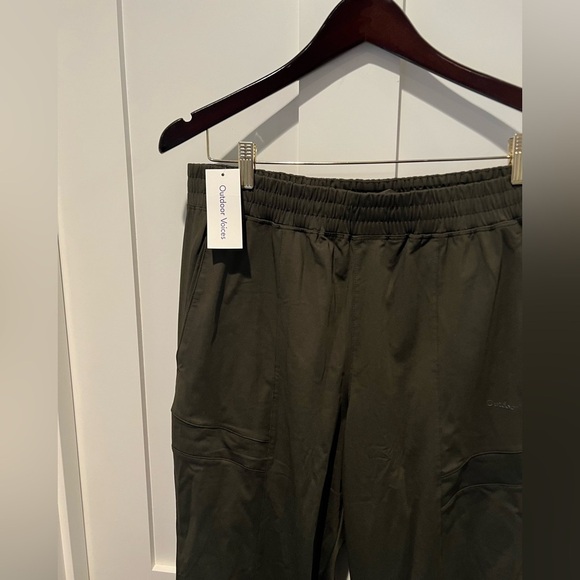 Outdoor Voices Olive Green Sweatpants - Picture 3 of 5